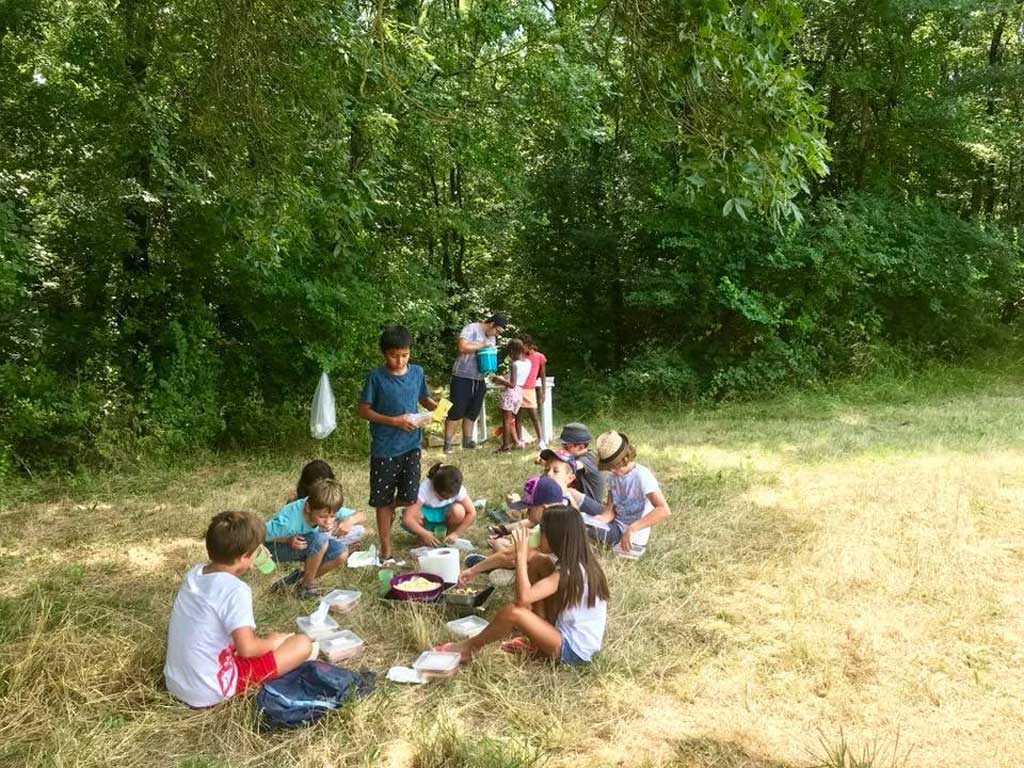 entertainment children campsite du Chêne Vert in the Tarn