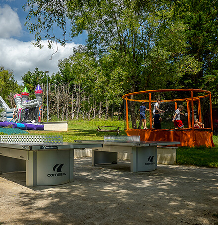 Aire de jeux pour enfants du camping du Chêne Vert, camping 4 étoiles près d’Albi