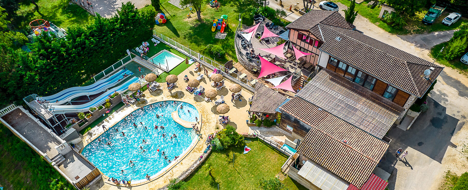 Aerial view of the mobile homes to rent on our 4-star campsite, Le Chêne Vert, in Tarn, Occitanie